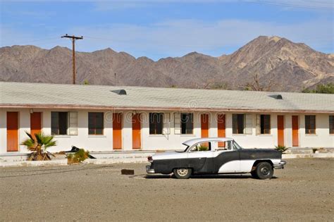 Motel Dans Le Désert De Mojave Le Long De Route 66 Photo Stock Image