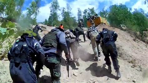Perfect group activity, for both the experienced and beginners (we had both). D DAY 2017 Big game Paintball scenario - YouTube