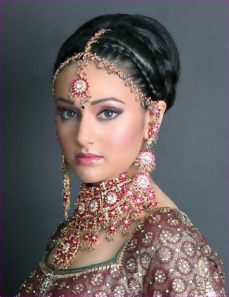 The indian wedding hairstyles are more about all kinds of beautification and hair accessories on the hair. Fashion & Style: Pretty New Latest Bridal-Wedding Hair ...