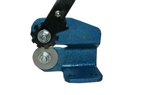 Mini Sheet Metal Cutter 16mm Capacity 2 Inch Throat Portable Shear 16