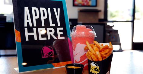 Being a Manager at Taco Bell Has a Much Higher Salary Than You Thought