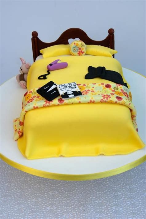 1000 Images About Bed Cake On Pinterest Party Cakes Teenage
