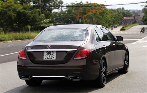All new mercedes e 300 2021 , 2020 , prices, installments and availability in showrooms. Bảng giá xe Mercedes E300 AMG - Kênh review mỹ phẩm