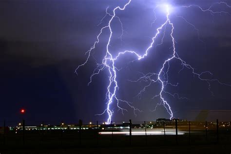 天气 雷暴 闪存 光 螺栓 风暴 云 天空 自然 闪电图片免费下载 觅知网