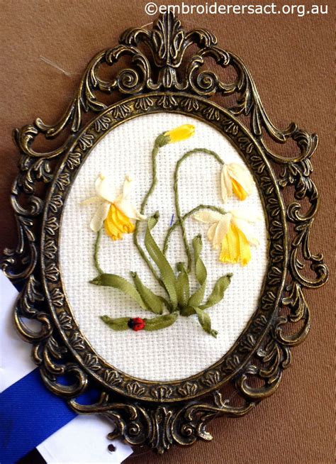 Scheduled meetings are cancelled when they fall during levels 3 and 4. Ukrainian Embroidery - Embroiderers' Guild ACT