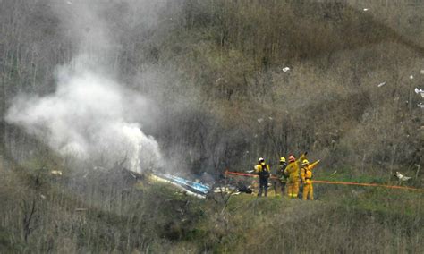 The pilot of the helicopter which crashed killing basketball superstar kobe bryant, his young daughter, and seven other people had probably become disorientated amid fog, us safety investigators have said. Kobe Bryant, Daughter And 7 More Killed In Helicopter Crash