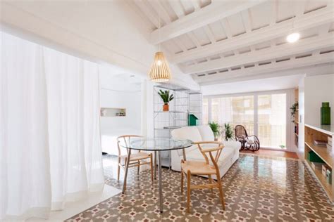 Inspiring Barcelona Apartment With A Minimalist Design