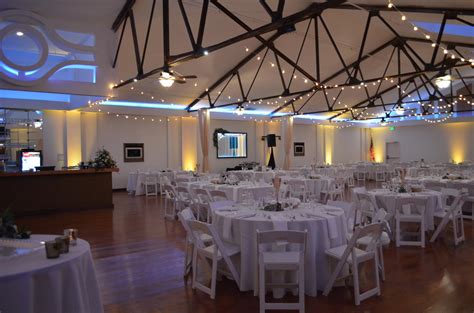 Banquet Room Features 4000 Square Feet And Seat Up To 350 Guests