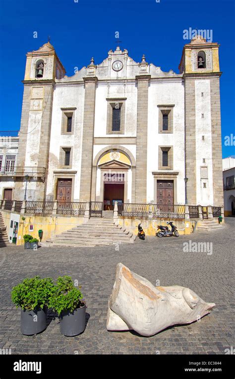 Church Of Santo Ant O In Pra A Do Giraldo Vora Unesco World Heritage