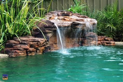 Maldives Complete Swimming Pool Waterfall Kit Universal Rocks Pool