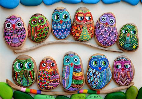 How To Paint Stones And Pebbles Stone Art Hand Painted Stones