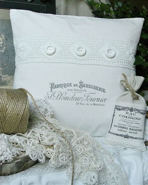 ♥~★~shabby chic inspired white pillows and lace ~ sewing pillows diy pillows white pillows