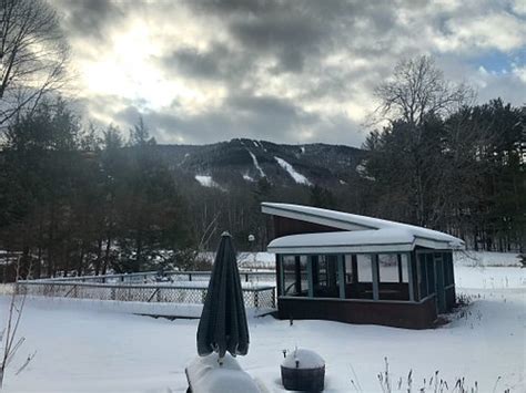 Blue Gentian Lodge Prices And Inn Reviews Londonderry Vt