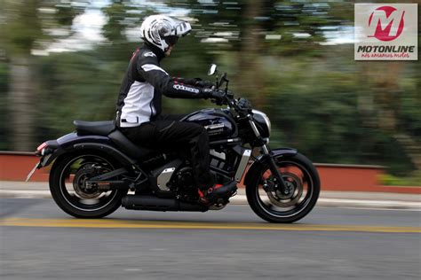 With engine and performance, large engine size for its category 649cc really good power to weight ratio 0,27ps/kg (above category average ptw ratio. Teste Kawasaki Vulcan S: custom com personalidade própria ...