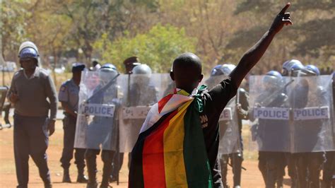 Zimbabweans Use Social Media To Mobilize Mass Protests Against Robert Mugabe — Quartz Africa