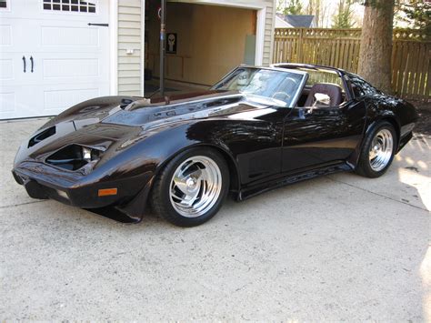 `76 Chevrolet Corvette Stingray A Customized And Modified Beauty