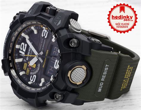 This new mudmaster model was created especially for this whose work takes it into areas where piles of rubble, dirt, and debris are present. Casio G-Shock Mudmaster GWG-1000-1A3ER | Hodinky-365.cz