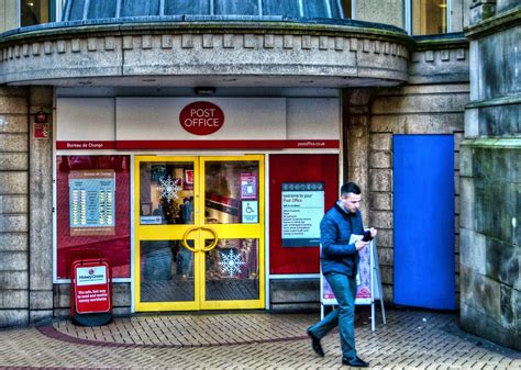Post Office launches mobile network on EE | Expert Reviews