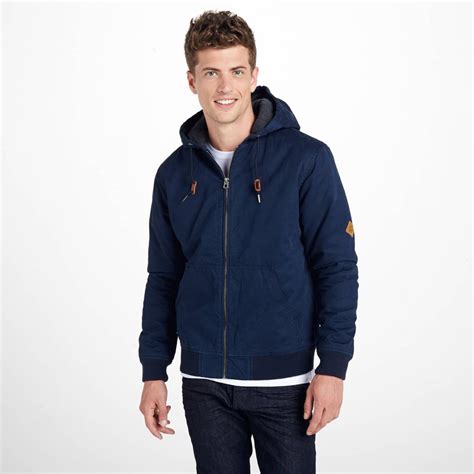 Le col teddy apporte une touche de modernité à ce blouson bombers homme. Blouson bomber bleu marine Jack & Jones homme | 3 SUISSES