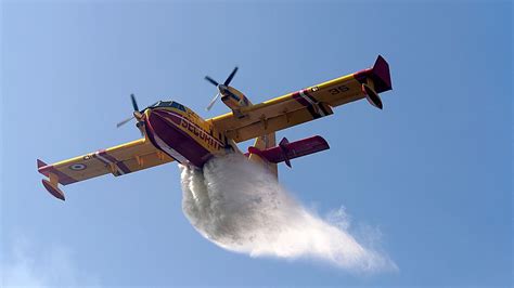 Ice Bucket Challenge Man Hospitalised After Firefighting Plane Drops