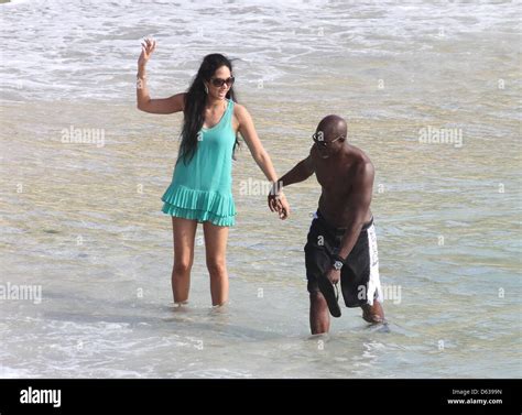 Djimon Hounsou And Kimora Lee Simmons Spending Their Holidays On The