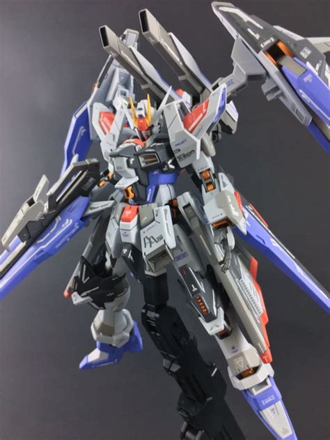 The color choice was awesome, and the red frame joints was definitely a new thing for me. Custom Build: HGBF 1/144 Amazing Strike Freedom Gundam ...
