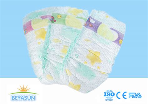 Breathable Disposable Infant Baby Custom Diapers Logo Non Woven Fabric