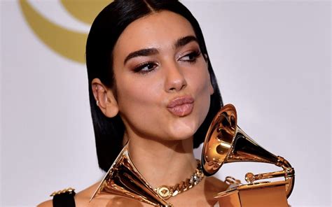 Romanticism was a movement which originated in late 18th century and dominated the european art world. Grammys 2019: Dua Lipa wins best new artist before hailing ...