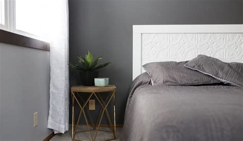 9 Best Gray Paint Colors For Your Bedroom