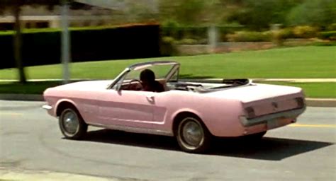Whoopi Goldbergs Character Det Rizolli Had A Pink Mustang