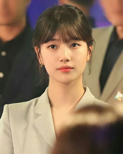 On X In Hairstyle Hair Styles Bae Suzy