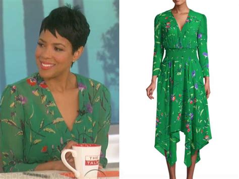 Irika Sargent Fashion Clothes Style And Wardrobe Worn On Tv Shows