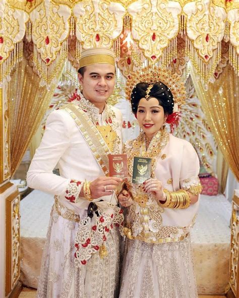 Pernikahan Adat Suku Sunda Upacara Adat Sunda Telp 0822 1373 9483