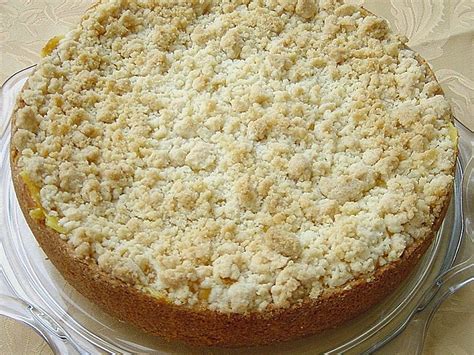 Leichter Apfelkuchen mit Vanillepudding und Streuseln. Über 125