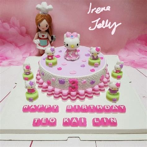 Place bow on right ear of cake. HELLO Kitty Agar Agar Jelly Cake (con imágenes) | Postres ...
