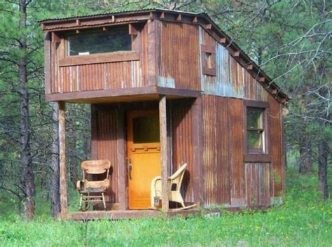 Charles Finns Micro Cabin Built With Reclaimed Materials