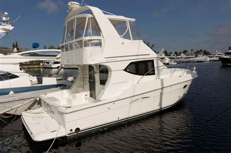 2007 Used Silverton 36 Convertible Motor Yacht For Sale 134000