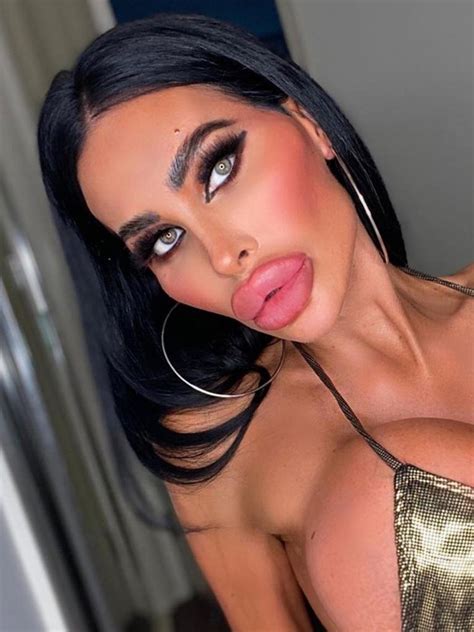 Woman Addicted To Plastic Surgery Got 5 Boob Jobs Photo The Courier