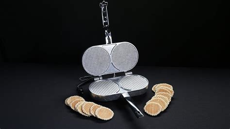 Best Thin Non Belgian Waffle Makers For Classic Crispy Waffles 2020
