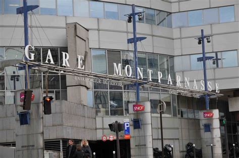 Gare Sncf De Paris Montparnasse Paris Railway Station Station