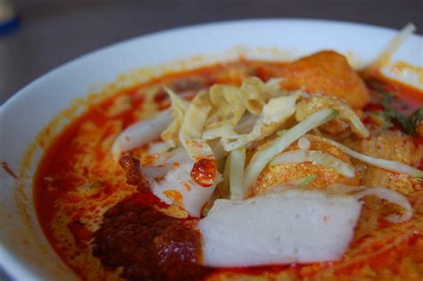 The food has mixed cultural influences derived from the malay and chinese. 10 Must Eat Food When On Holiday in Melaka © LetsGoHoliday.my