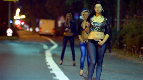 Prostitution Warum Corona das Leben der Prostituierten noch härter