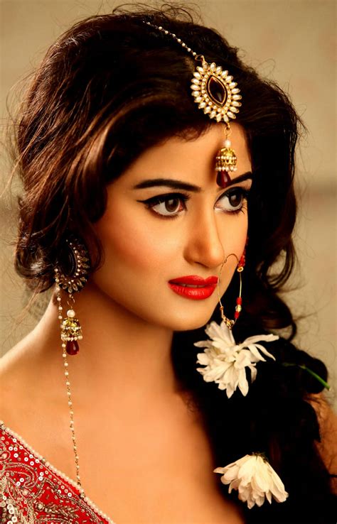 Picshub ` The Cutest Pakistani Actress Sajal Ali In Bridal Dress