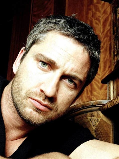 Free Download Gerard Butler Wallpapers And Images Wallpapers Pictures