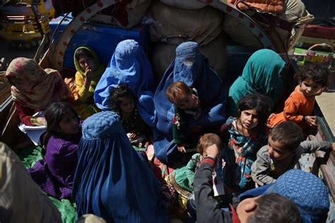 After Decades In Pakistan Thousands Of Afghan Refugees Are Returning