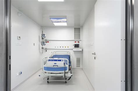 Treatment Room Healthshelter Casaluci Intensive Care Unit