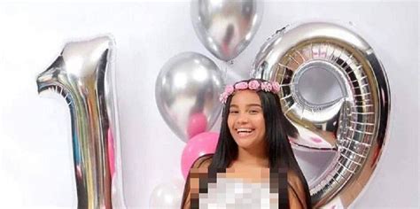Galería Jovencita Generó Polémica En Redes Por Festejar Su Cumpleaños Desnuda Oro Noticias