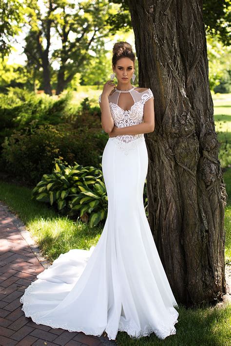 If you want to save money without compromising the quality of your wedding dress, make sure that you pick a mermaid dress from our collection. Majestic unique neckline mermaid crepe wedding dress - Mon ...