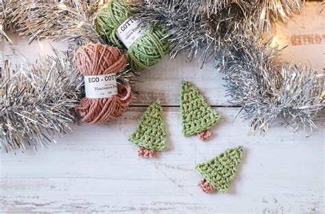 mini crochet christmas tree free pattern thoresby cottage