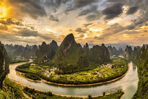 The 50 Most Beautiful Landscapes In The World Natural Wonders Guilin China Beautiful Landscapes